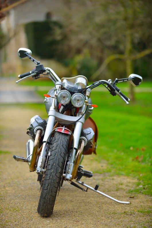 California Bobber Moto Guzzi par JMB Concept Moto / © Pascal Baudry
